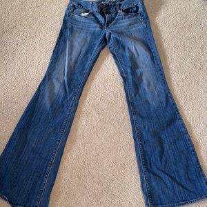 Women’s AE jeans
